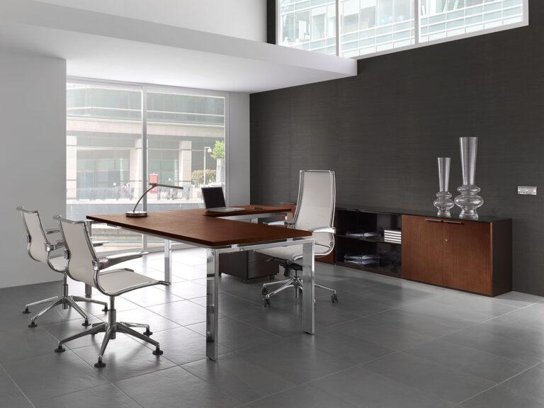 Mobiliario y Equipo de officina
